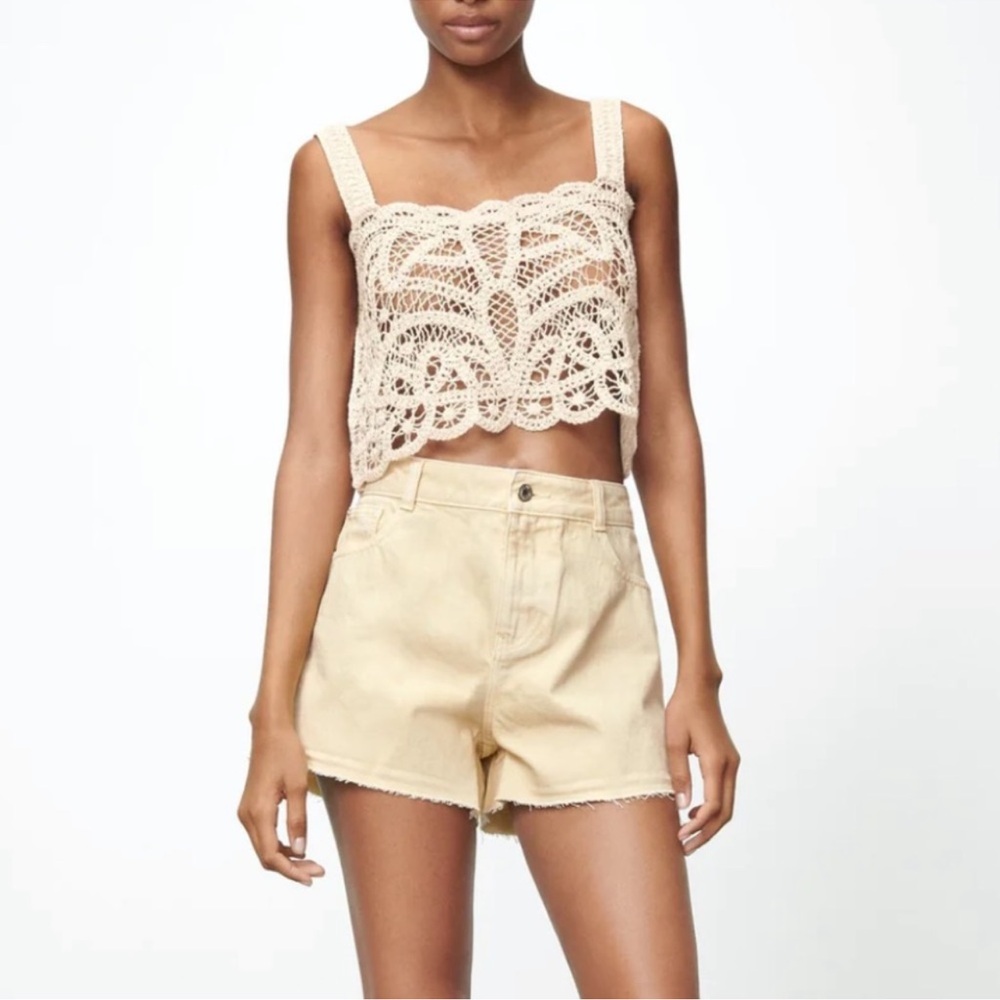 Zara // NWOT Mid Rise Relaxed Shorts